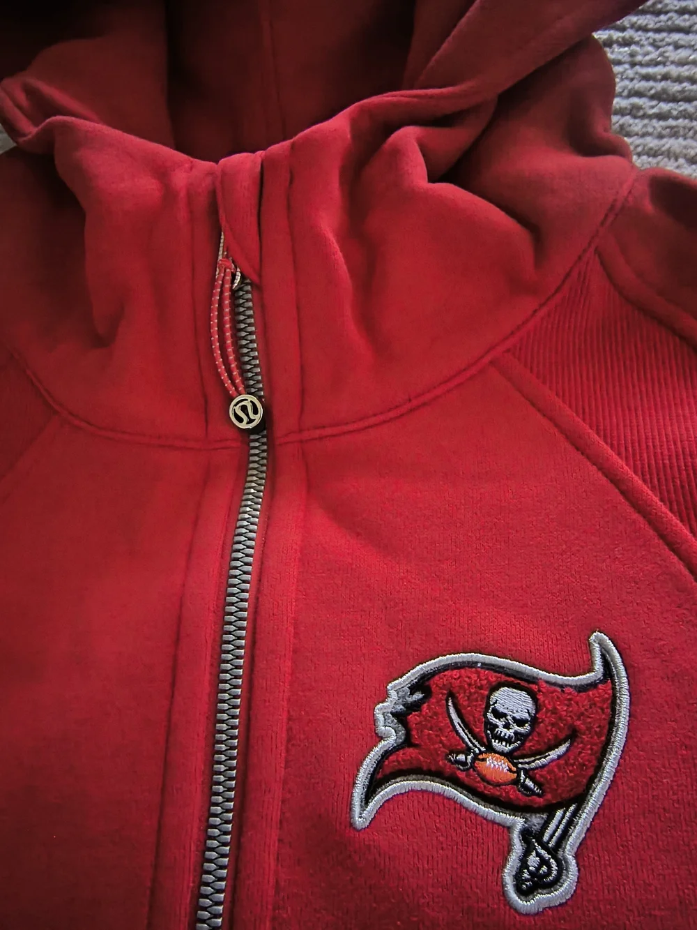 Lululemon athletica Red Tampa Bay Buccaneers Quarter-Zip Hoodie